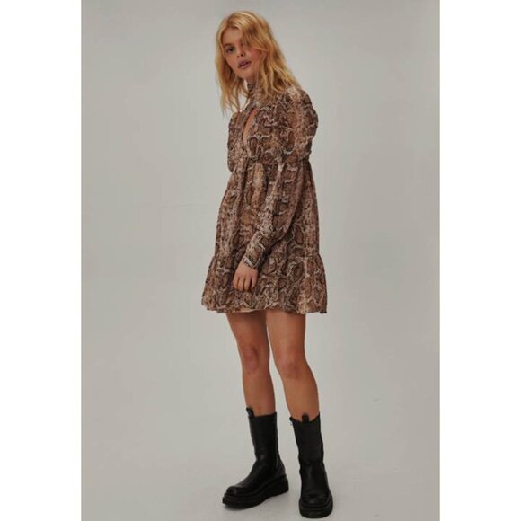 Nasty Gal Snake Print Tiered Smock Dress NWT - Picture 2 of 6